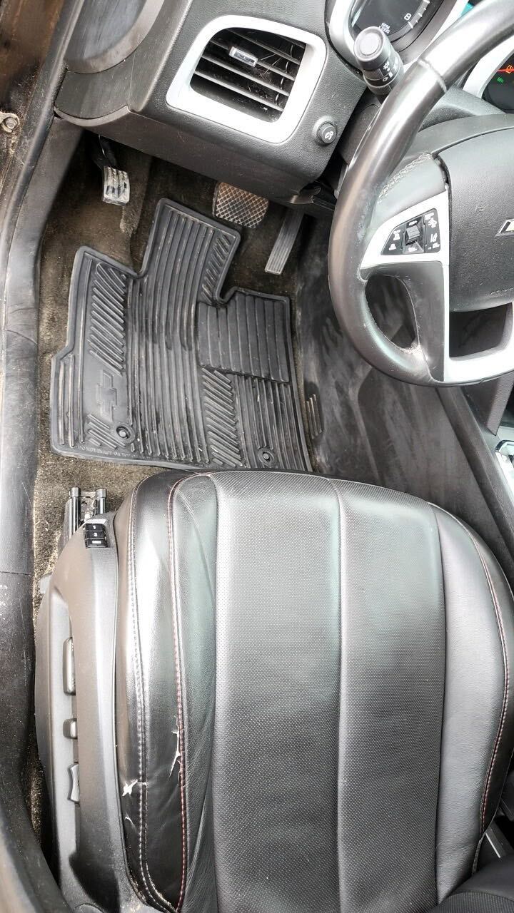 Driver floor area